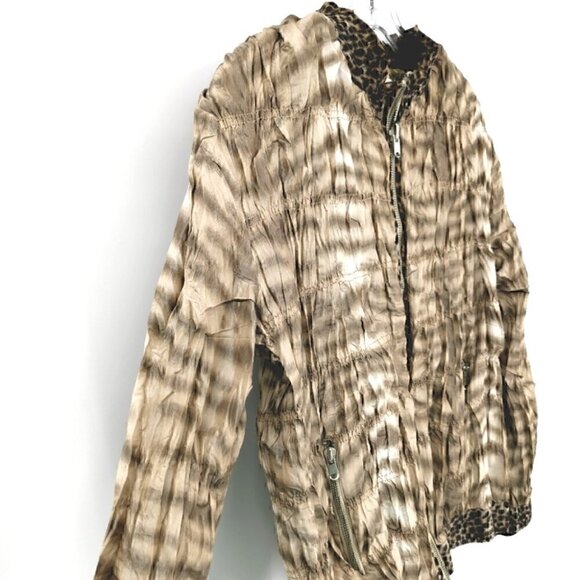 Chico's Women's M Cheetah Animal Ruffled Jacket - Picture 9 of 15